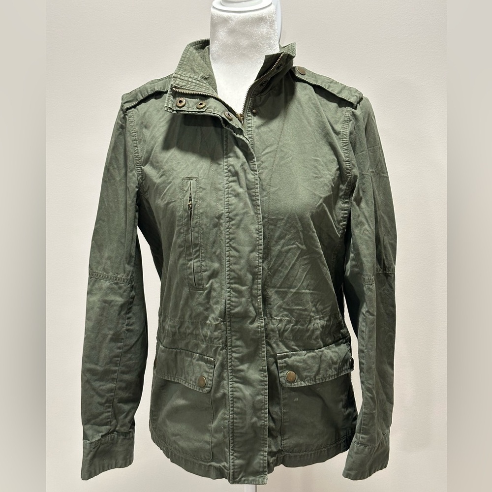 Love Tree Women’s Army Green Jacket Size Medium
